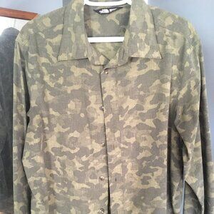 Mens Northface Button-Up - Camo - Size Large